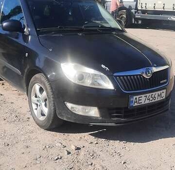 Черный Шкода Фабия, объемом двигателя 1.2 л и пробегом 300 тыс. км за 5000 $, фото 7 на Automoto.ua