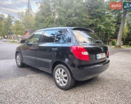 Черный Шкода Фабия, объемом двигателя 1.2 л и пробегом 129 тыс. км за 5362 $, фото 2 на Automoto.ua