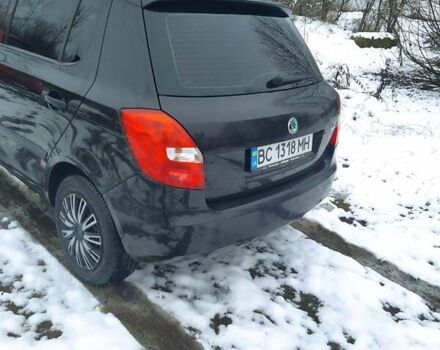 Черный Шкода Фабия, объемом двигателя 1.2 л и пробегом 188 тыс. км за 5200 $, фото 4 на Automoto.ua