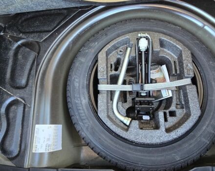 Черный Шкода Фабия, объемом двигателя 1 л и пробегом 95 тыс. км за 7500 $, фото 8 на Automoto.ua