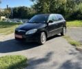 Черный Шкода Фабия, объемом двигателя 1.2 л и пробегом 180 тыс. км за 5600 $, фото 1 на Automoto.ua