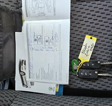 Черный Шкода Фабия, объемом двигателя 0 л и пробегом 95 тыс. км за 7500 $, фото 21 на Automoto.ua