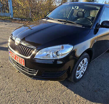 Черный Шкода Фабия, объемом двигателя 0 л и пробегом 95 тыс. км за 7500 $, фото 34 на Automoto.ua