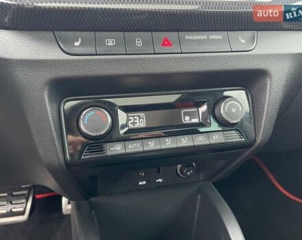 Черный Шкода Фабия, объемом двигателя 1.2 л и пробегом 139 тыс. км за 11700 $, фото 20 на Automoto.ua