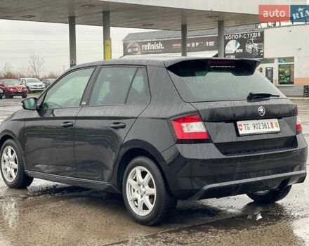 Черный Шкода Фабия, объемом двигателя 1.2 л и пробегом 139 тыс. км за 11700 $, фото 6 на Automoto.ua