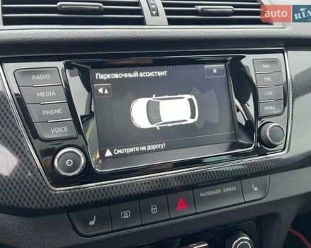 Черный Шкода Фабия, объемом двигателя 1.2 л и пробегом 139 тыс. км за 11700 $, фото 24 на Automoto.ua