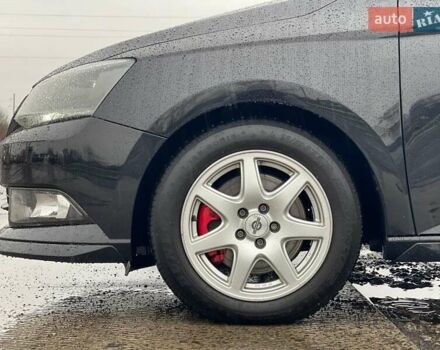 Черный Шкода Фабия, объемом двигателя 1.2 л и пробегом 139 тыс. км за 11700 $, фото 9 на Automoto.ua