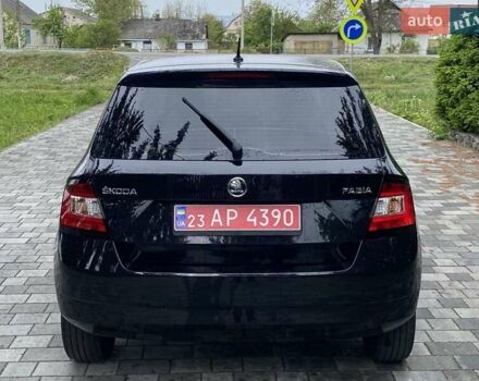 Черный Шкода Фабия, объемом двигателя 1.39 л и пробегом 203 тыс. км за 7900 $, фото 4 на Automoto.ua