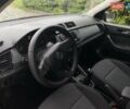 Черный Шкода Фабия, объемом двигателя 1.39 л и пробегом 203 тыс. км за 7900 $, фото 2 на Automoto.ua