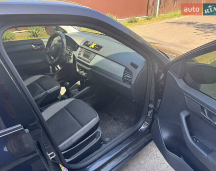 Чорний Шкода Фабія, об'ємом двигуна 1.42 л та пробігом 285 тис. км за 7999 $, фото 4 на Automoto.ua