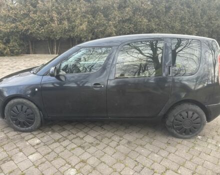 Черный Шкода Фабия, объемом двигателя 1.6 л и пробегом 250 тыс. км за 3100 $, фото 1 на Automoto.ua