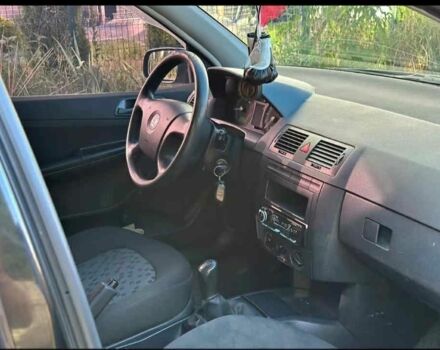 Черный Шкода Фабия, объемом двигателя 1.2 л и пробегом 197 тыс. км за 3200 $, фото 3 на Automoto.ua