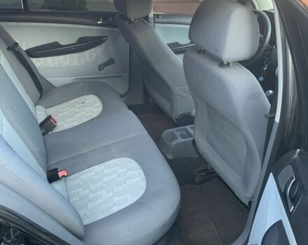 Черный Шкода Фабия, объемом двигателя 1.4 л и пробегом 210 тыс. км за 1600 $, фото 5 на Automoto.ua