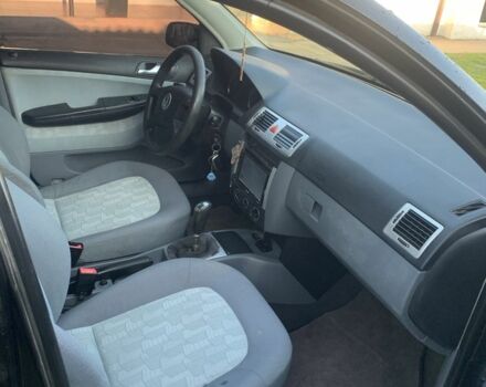 Черный Шкода Фабия, объемом двигателя 1.4 л и пробегом 210 тыс. км за 1600 $, фото 6 на Automoto.ua