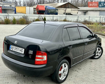 Черный Шкода Фабия, объемом двигателя 1.4 л и пробегом 234 тыс. км за 3700 $, фото 3 на Automoto.ua