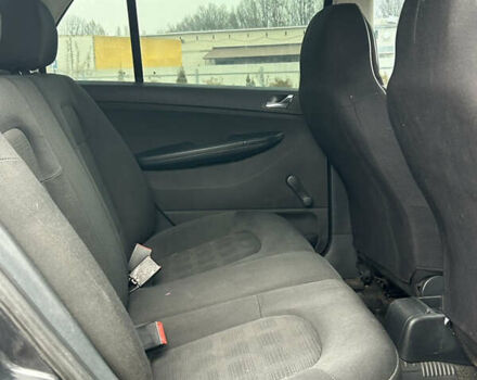 Черный Шкода Фабия, объемом двигателя 1.4 л и пробегом 234 тыс. км за 3700 $, фото 15 на Automoto.ua