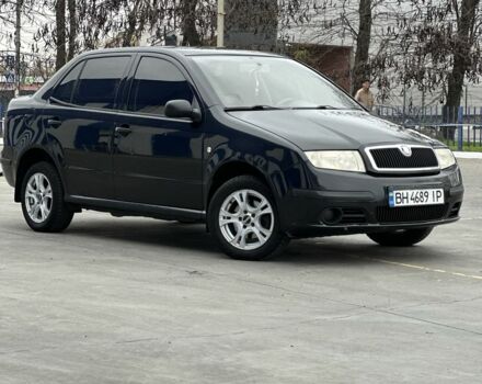 Черный Шкода Фабия, объемом двигателя 1.2 л и пробегом 200 тыс. км за 3100 $, фото 1 на Automoto.ua