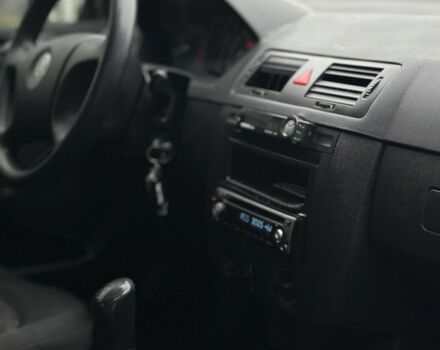 Черный Шкода Фабия, объемом двигателя 1.2 л и пробегом 200 тыс. км за 3100 $, фото 9 на Automoto.ua