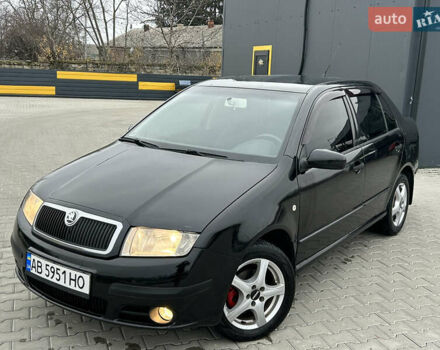 Черный Шкода Фабия, объемом двигателя 1.4 л и пробегом 233 тыс. км за 3750 $, фото 9 на Automoto.ua