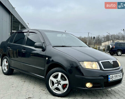 Черный Шкода Фабия, объемом двигателя 1.4 л и пробегом 234 тыс. км за 3700 $, фото 2 на Automoto.ua
