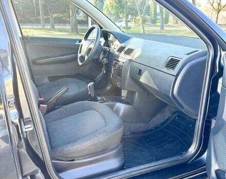 Чорний Шкода Фабія, об'ємом двигуна 1.2 л та пробігом 285 тис. км за 4200 $, фото 7 на Automoto.ua