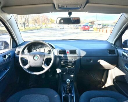 Черный Шкода Фабия, объемом двигателя 1.2 л и пробегом 285 тыс. км за 4200 $, фото 15 на Automoto.ua