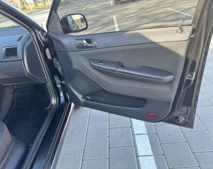 Черный Шкода Фабия, объемом двигателя 1.2 л и пробегом 285 тыс. км за 4200 $, фото 11 на Automoto.ua