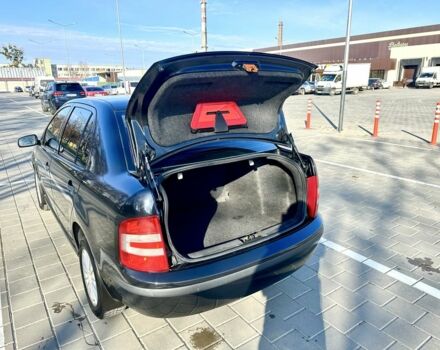 Черный Шкода Фабия, объемом двигателя 1.2 л и пробегом 285 тыс. км за 4200 $, фото 18 на Automoto.ua