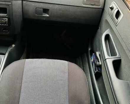 Чорний Шкода Фабія, об'ємом двигуна 1.2 л та пробігом 246 тис. км за 3100 $, фото 15 на Automoto.ua