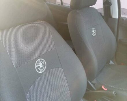 Черный Шкода Фабия, объемом двигателя 1.2 л и пробегом 112 тыс. км за 3600 $, фото 2 на Automoto.ua