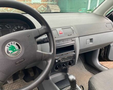 Черный Шкода Фабия, объемом двигателя 0 л и пробегом 278 тыс. км за 4200 $, фото 5 на Automoto.ua