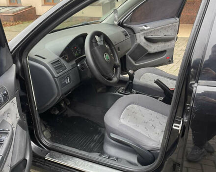 Чорний Шкода Фабія, об'ємом двигуна 1.4 л та пробігом 289 тис. км за 3470 $, фото 41 на Automoto.ua