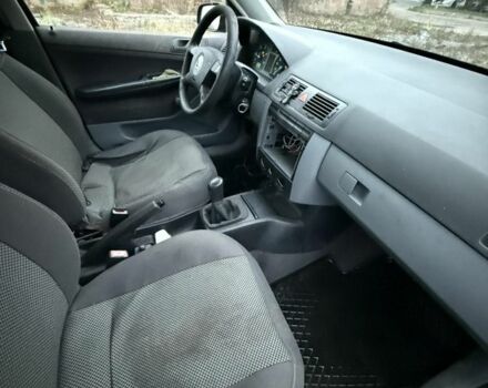 Черный Шкода Фабия, объемом двигателя 1.9 л и пробегом 200 тыс. км за 1550 $, фото 5 на Automoto.ua