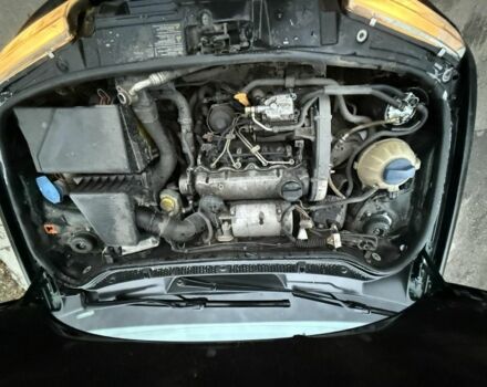 Черный Шкода Фабия, объемом двигателя 1.9 л и пробегом 200 тыс. км за 1550 $, фото 6 на Automoto.ua