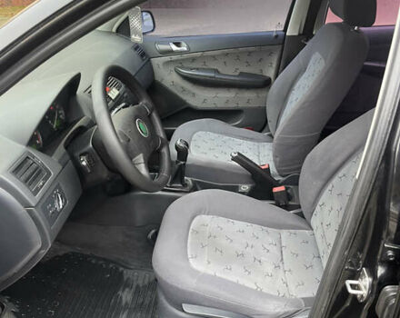 Чорний Шкода Фабія, об'ємом двигуна 1.4 л та пробігом 289 тис. км за 3470 $, фото 55 на Automoto.ua