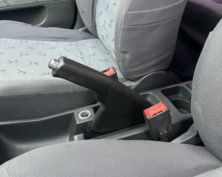 Чорний Шкода Фабія, об'ємом двигуна 1.4 л та пробігом 289 тис. км за 3470 $, фото 64 на Automoto.ua