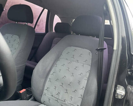 Чорний Шкода Фабія, об'ємом двигуна 1.4 л та пробігом 289 тис. км за 3470 $, фото 69 на Automoto.ua