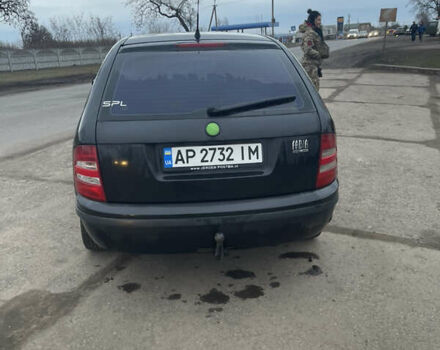 Черный Шкода Фабия, объемом двигателя 1.4 л и пробегом 336 тыс. км за 4000 $, фото 7 на Automoto.ua