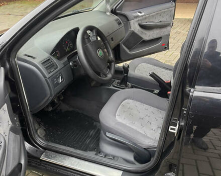 Чорний Шкода Фабія, об'ємом двигуна 1.4 л та пробігом 289 тис. км за 3470 $, фото 42 на Automoto.ua