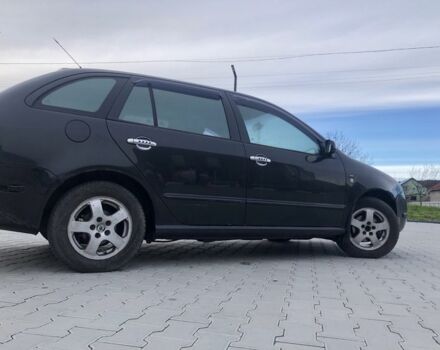 Черный Шкода Фабия, объемом двигателя 1.9 л и пробегом 362 тыс. км за 2550 $, фото 4 на Automoto.ua