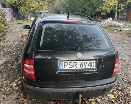 Черный Шкода Фабия, объемом двигателя 2 л и пробегом 320 тыс. км за 1788 $, фото 1 на Automoto.ua