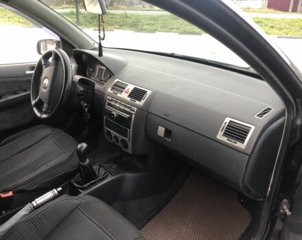 Черный Шкода Фабия, объемом двигателя 1.9 л и пробегом 362 тыс. км за 2550 $, фото 11 на Automoto.ua