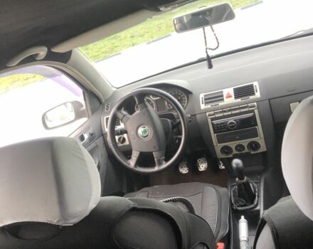 Черный Шкода Фабия, объемом двигателя 1.9 л и пробегом 362 тыс. км за 2550 $, фото 10 на Automoto.ua