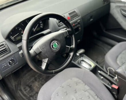 Чорний Шкода Фабія, об'ємом двигуна 1.4 л та пробігом 295 тис. км за 4150 $, фото 9 на Automoto.ua