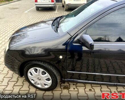 Чорний Шкода Фабія, об'ємом двигуна 1.4 л та пробігом 179 тис. км за 3650 $, фото 6 на Automoto.ua