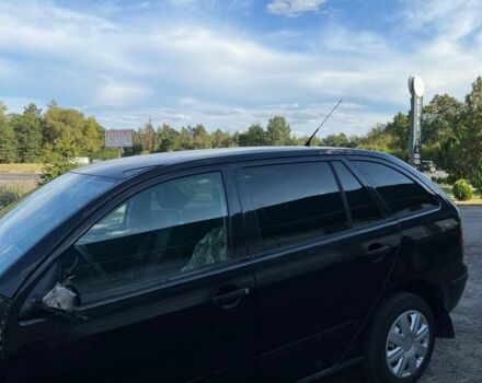Черный Шкода Фабия, объемом двигателя 1.2 л и пробегом 210 тыс. км за 1500 $, фото 4 на Automoto.ua