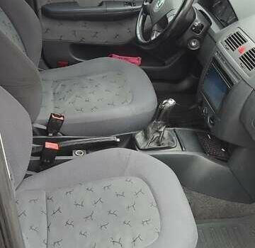 Чорний Шкода Фабія, об'ємом двигуна 1.39 л та пробігом 280 тис. км за 4300 $, фото 3 на Automoto.ua