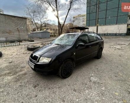 Черный Шкода Фабия, объемом двигателя 1.39 л и пробегом 220 тыс. км за 4800 $, фото 2 на Automoto.ua
