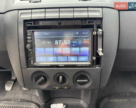 Чорний Шкода Фабія, об'ємом двигуна 1.4 л та пробігом 207 тис. км за 3350 $, фото 24 на Automoto.ua
