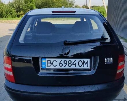 Черный Шкода Фабия, объемом двигателя 1.39 л и пробегом 248 тыс. км за 3500 $, фото 1 на Automoto.ua